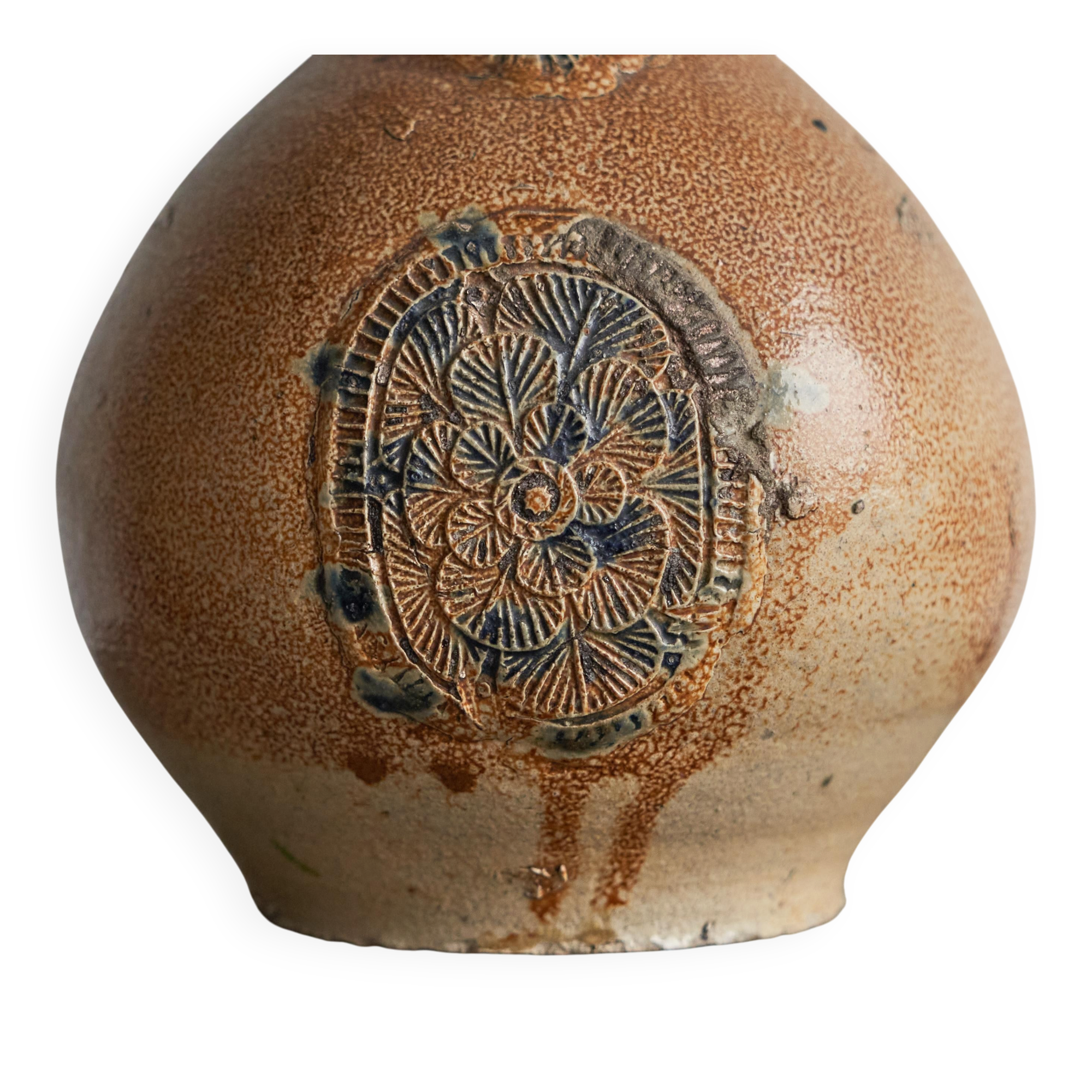 Bartmann jug / Bellarmine 17th century in salt-glazed stoneware