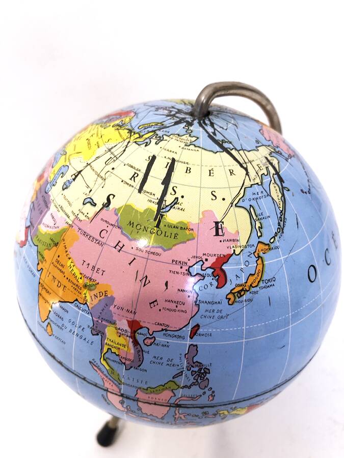 Globe piggy bank, 1950