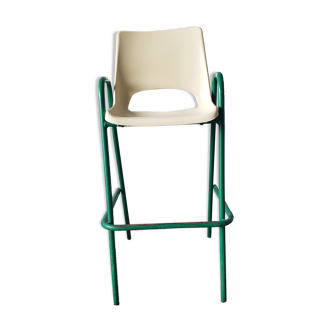 Chaise haute enfant