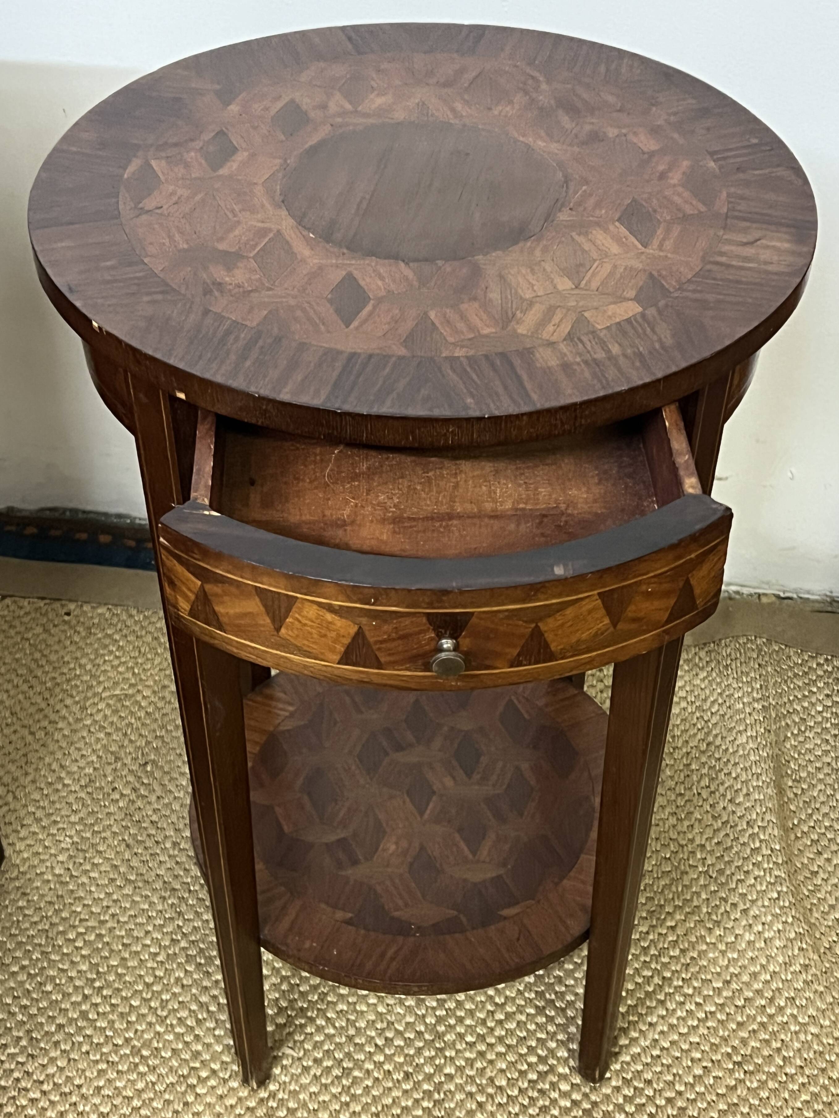 Pedestal table / Round seat in wood marquetry