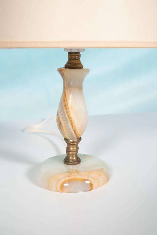 Bohemian table lamp from the 60s/70s, onyx and brass regency.