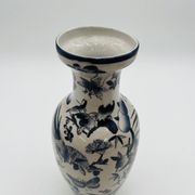 Antique Chinese porcelain vase – blue and white decoration