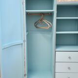 Asymmetrical wardrobe