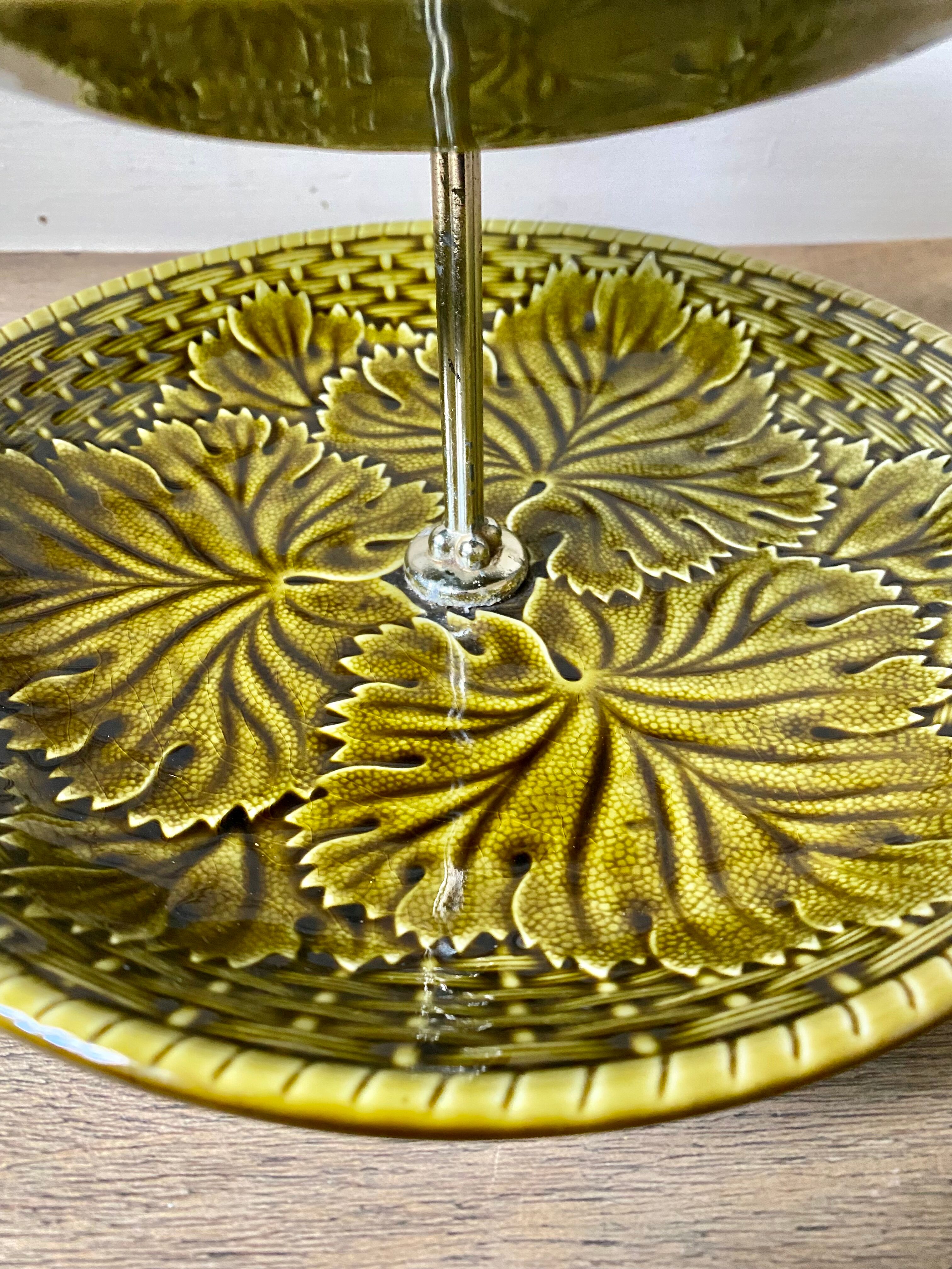 2-storey waiter at the Gien pottery France