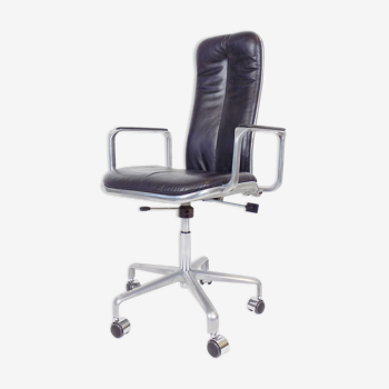 Frederick Scott Supporto office chair for ICF