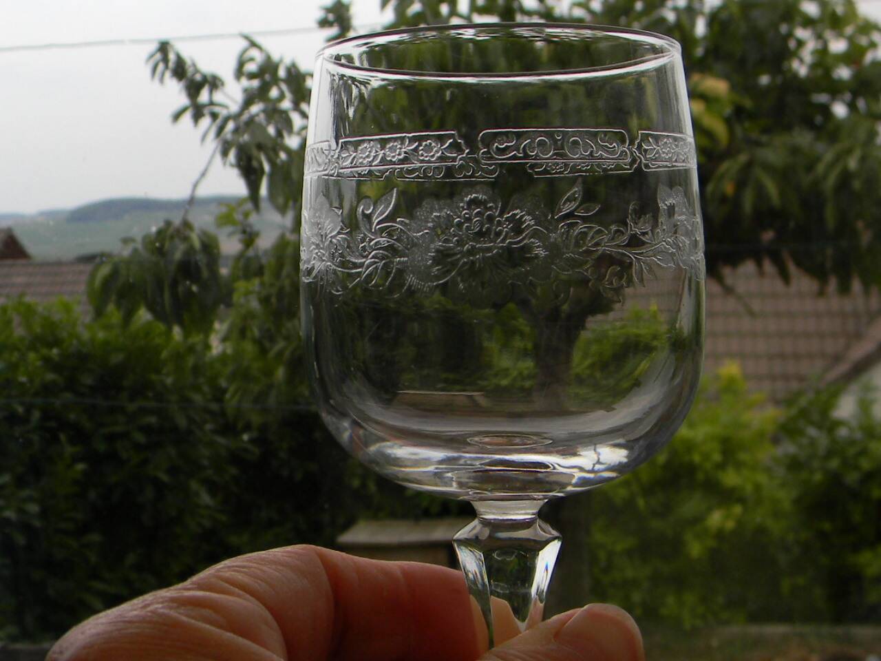 Set of 6 ARQUES crystal red wine glasses. Matignon model.