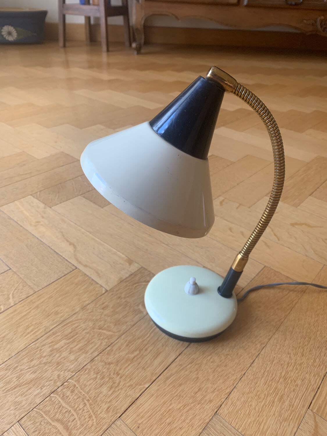 Small vintage table lamp