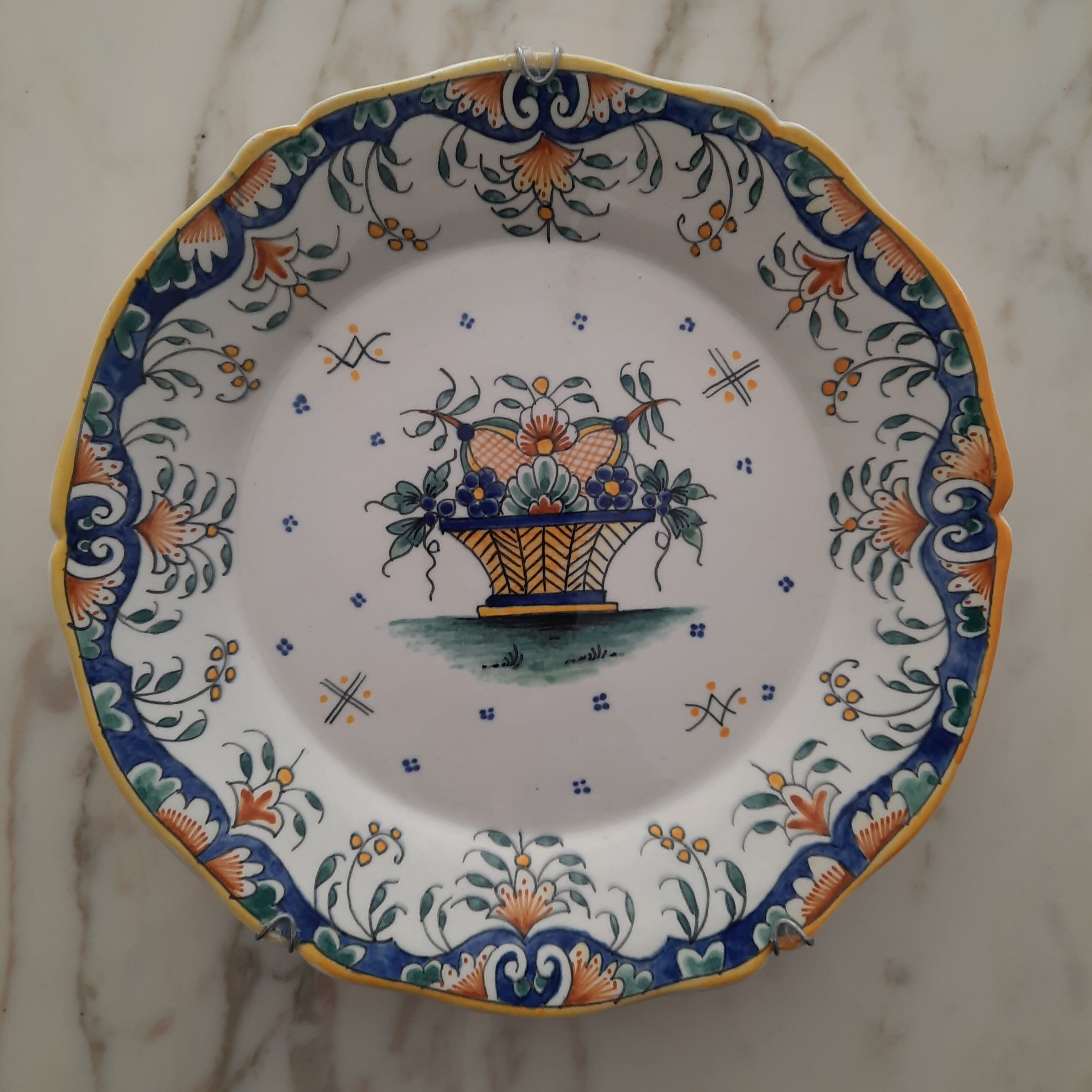 Decorative wall plate