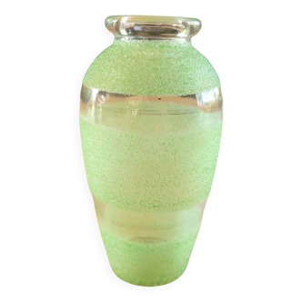 Vase en verre granité vert