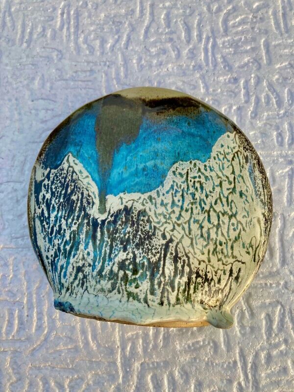 Vase en ceramique a decor abstrait signature a identifier