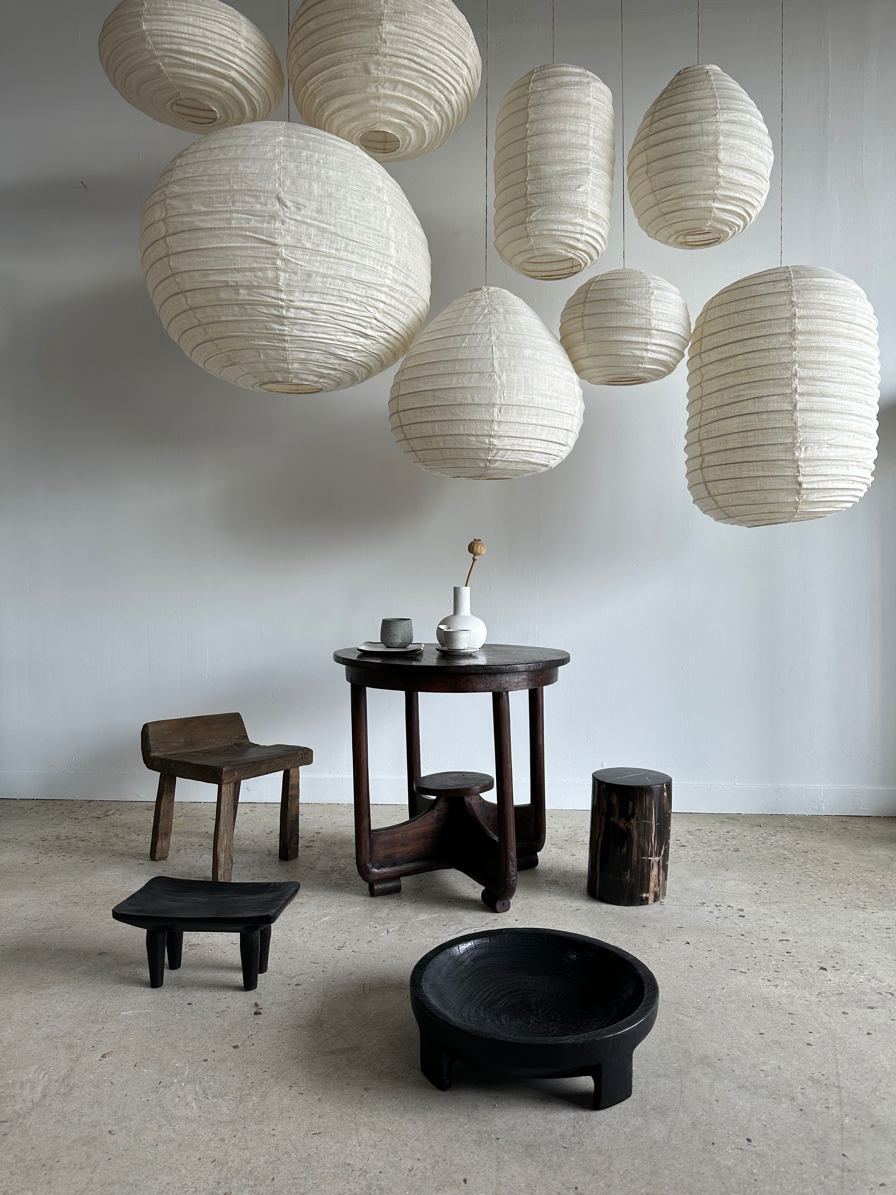 Suspension in rattan and natural japanese linen in the shape of a drop