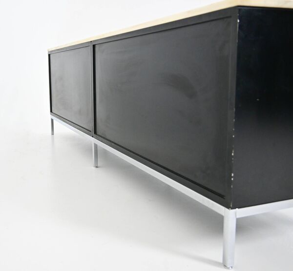 Enfilade Credenza par Florence Knoll Bassett pour Knoll Inc, années 1960