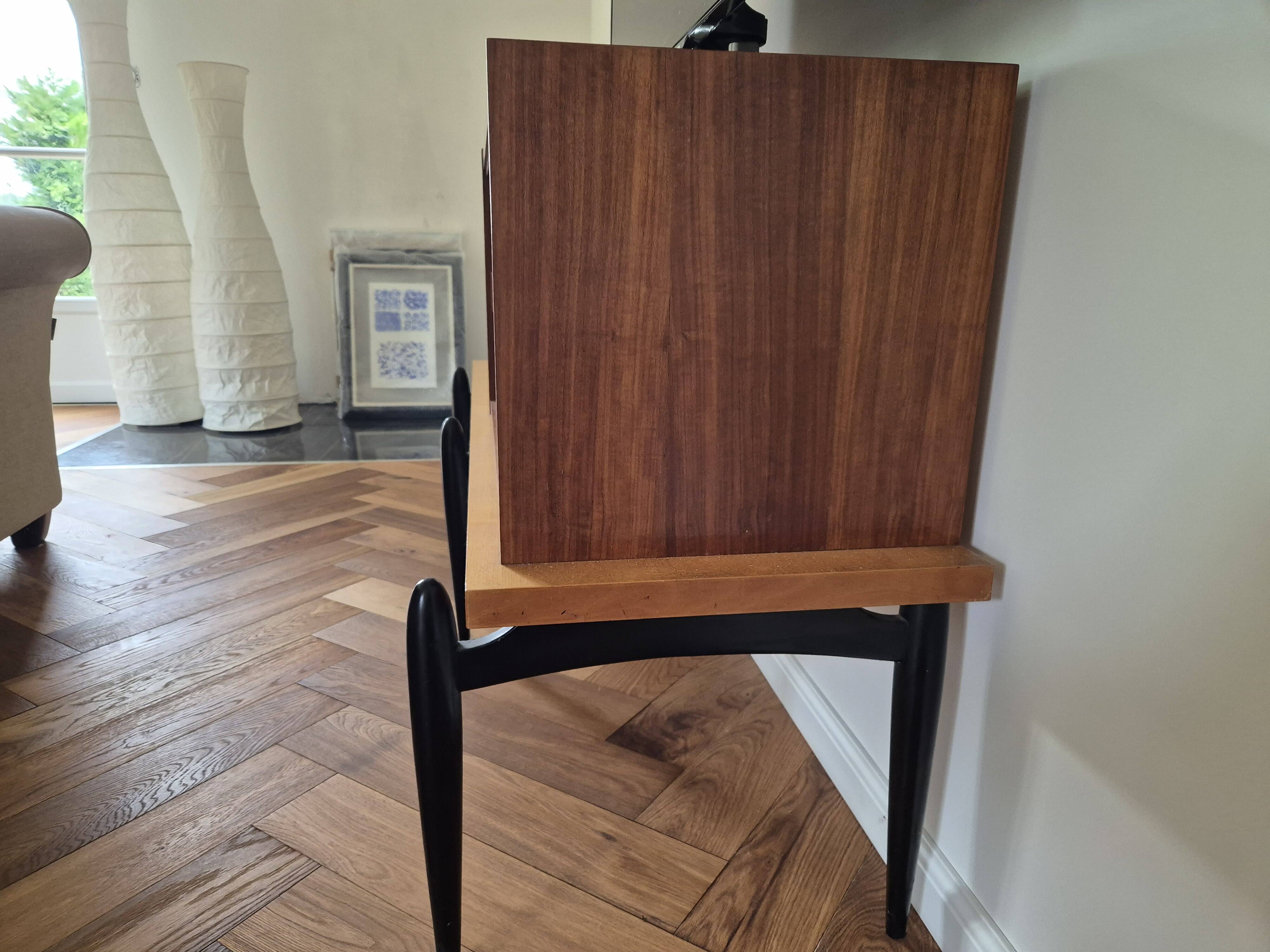 Meuble vintage dans le style d'Alfred Hendrickx