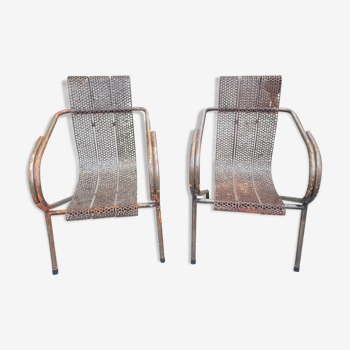 Paire de fauteuils en métal perforé de René Malaval 1950