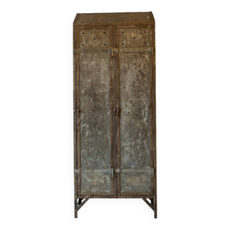 Armoire en acier vintage à 2 portes