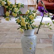 Vase opaline peint à la main français antique
