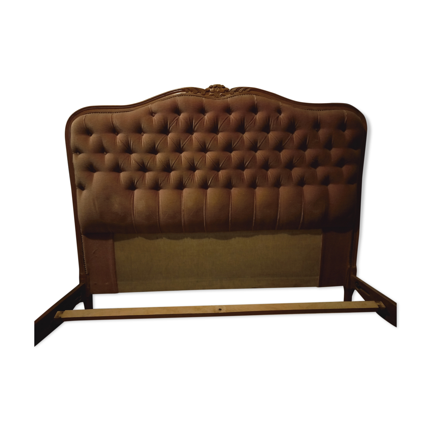 Pink velvet padded basket bed