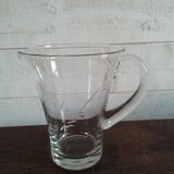 Broc à eau en verre gravé