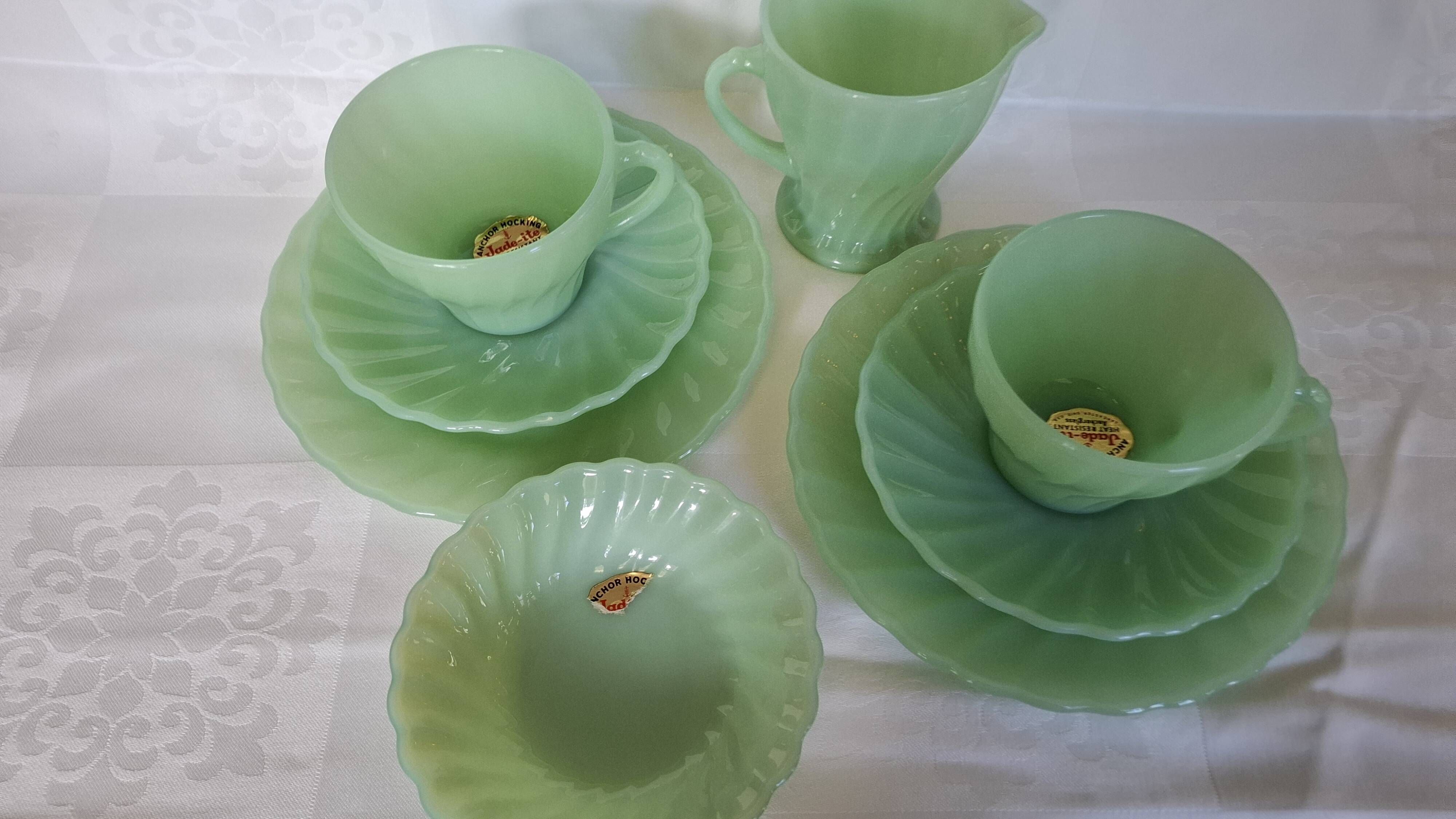 Vintage Fire-King Jadeite Swirl/Shell Coffee Set – 6 Pcs (Original Label)