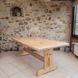 Farmhouse table