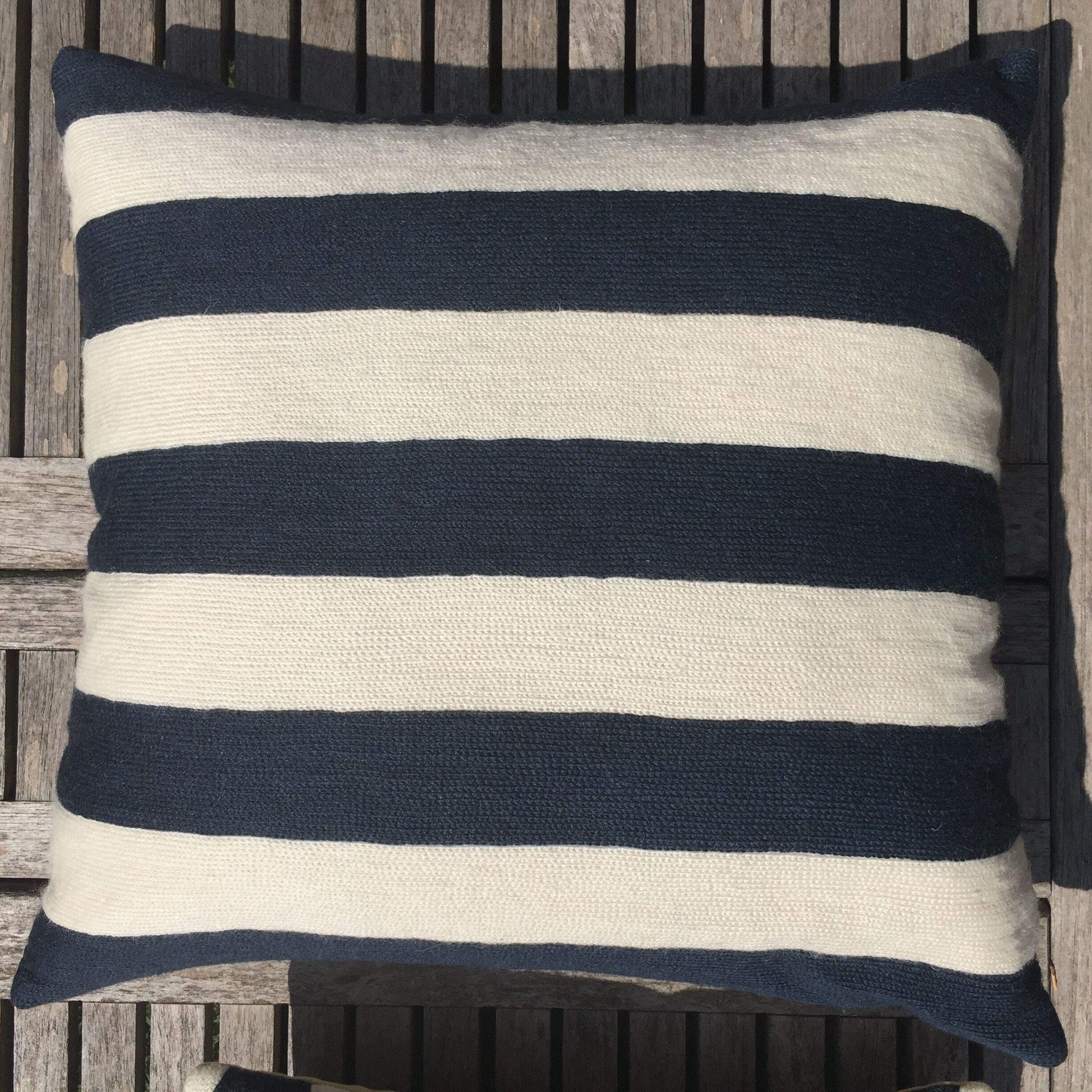 Set of 3 cushions