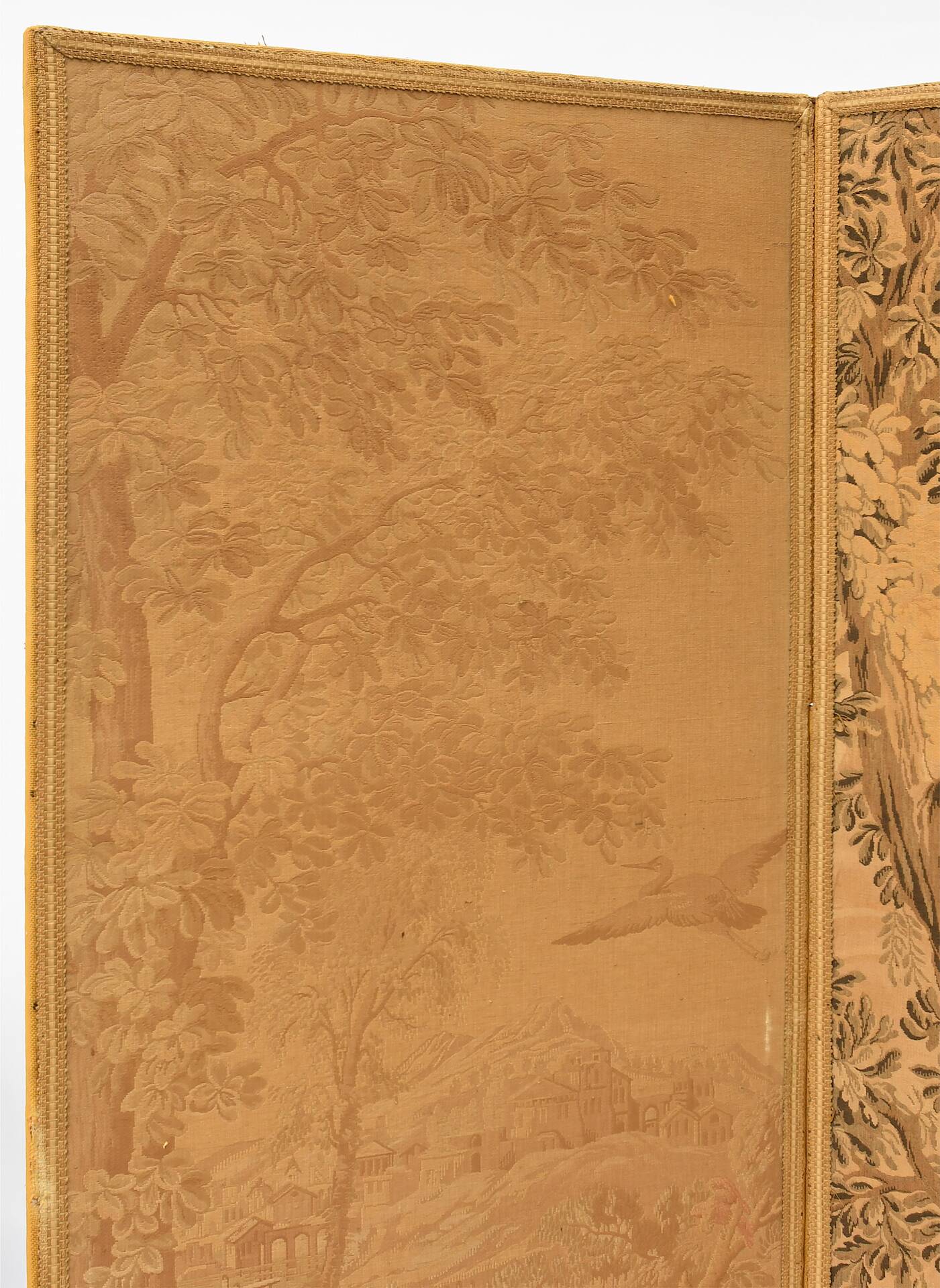 3-panel screen with tapestry decorated with landscape scenes