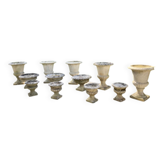 Set of 12 vintage Medici vases in reconstituted stone