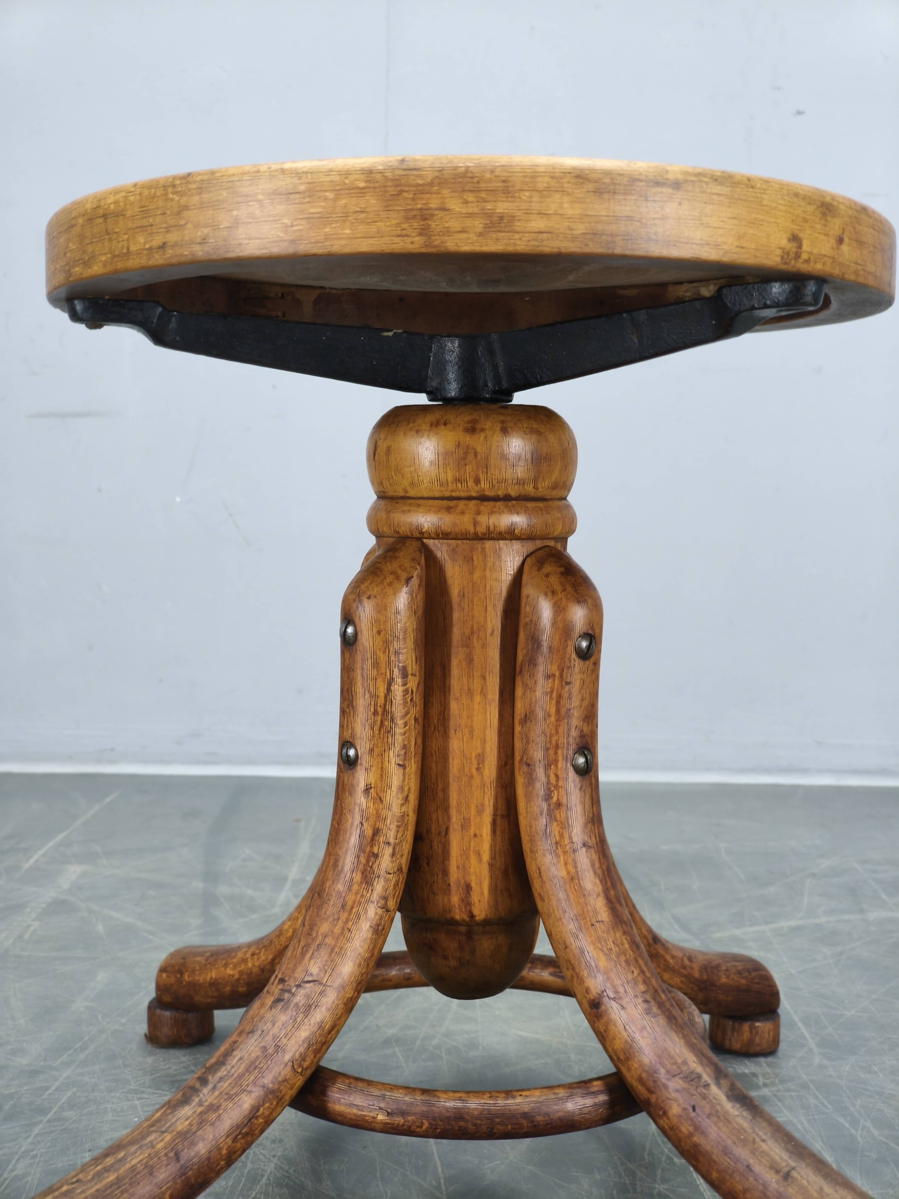 Thonet Bentwood Swivel Piano Stool, Czechoslovakia 1930s
