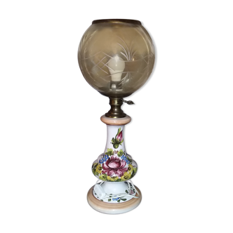 Glass globe electric lamp
