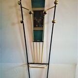 wardrobe wears coat/hat/vintage umbrella