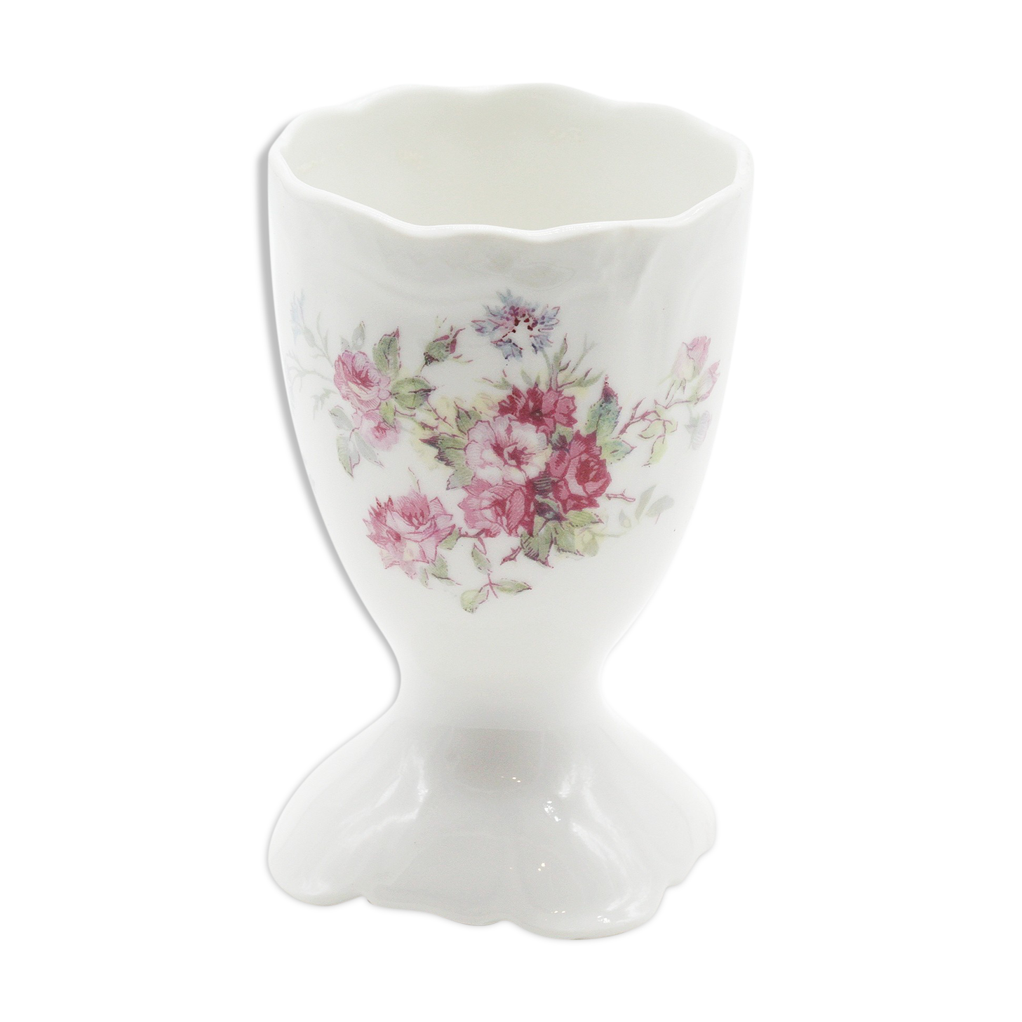 Large cockroaches limoges flowers