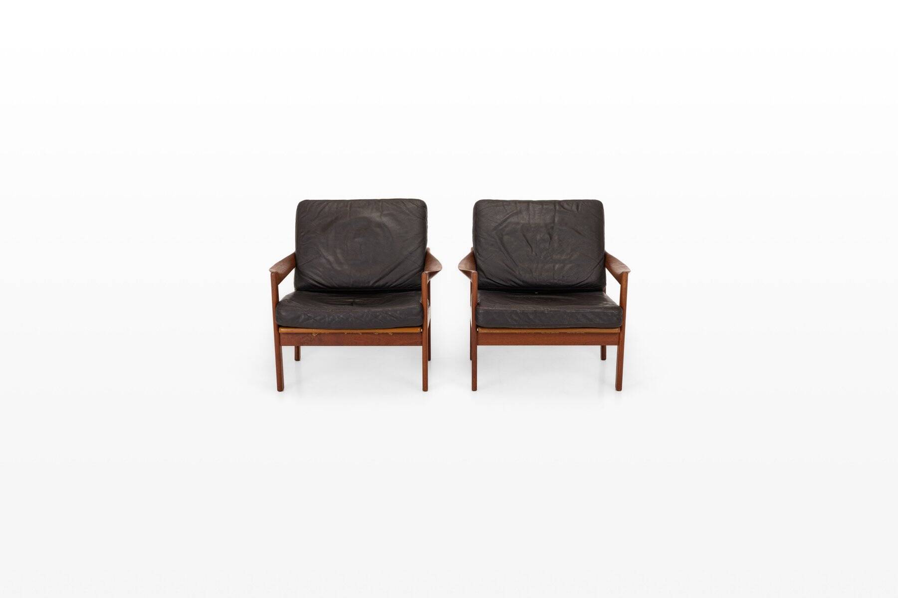 Vintage easy chairs by Illum Wikkelsø for Niels Eilersen, 1960s, set of 2