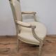 Fauteuils en bois  style Louis XVI