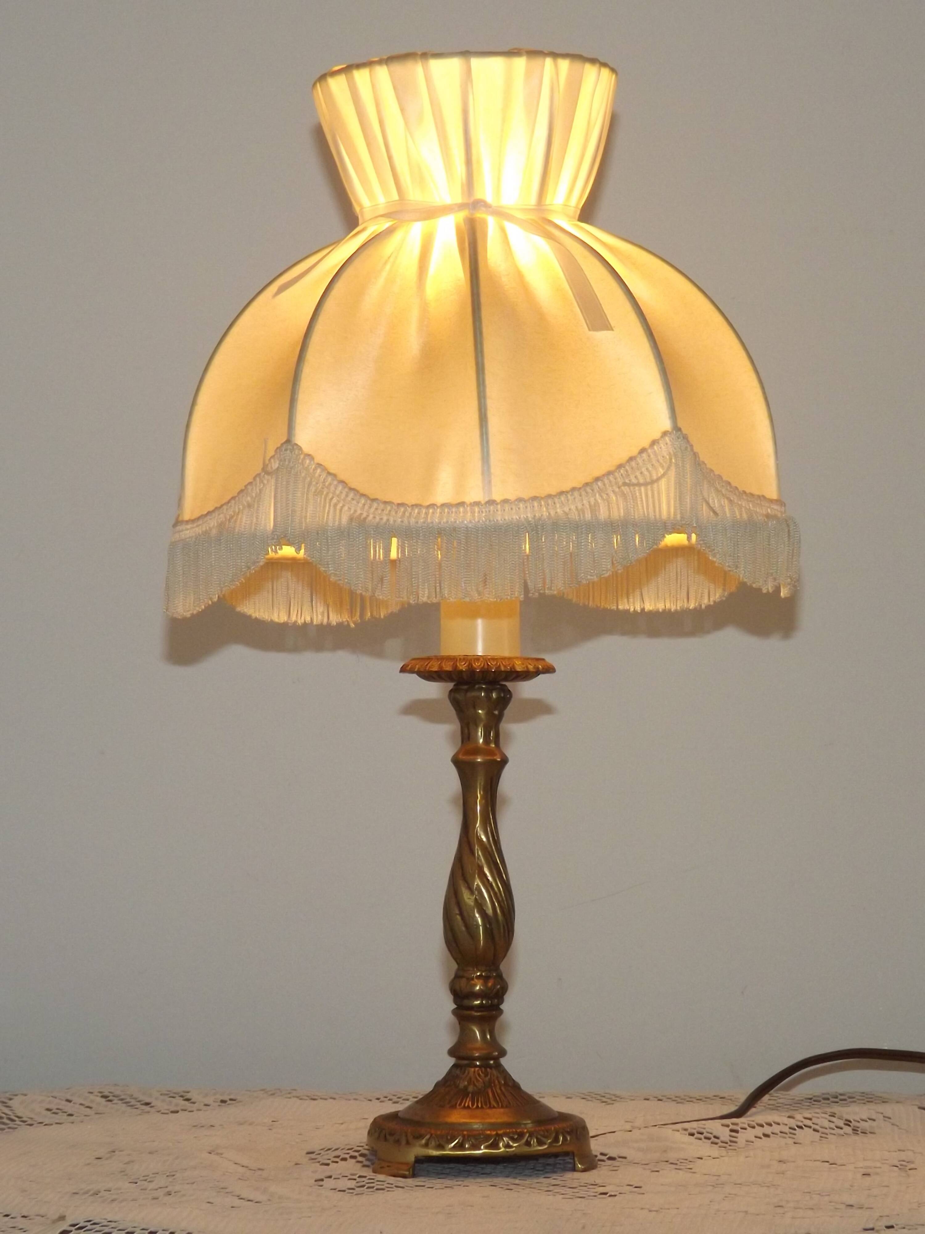 French Vintage Brass Table Lamp With Cream Fringed Shade 5567