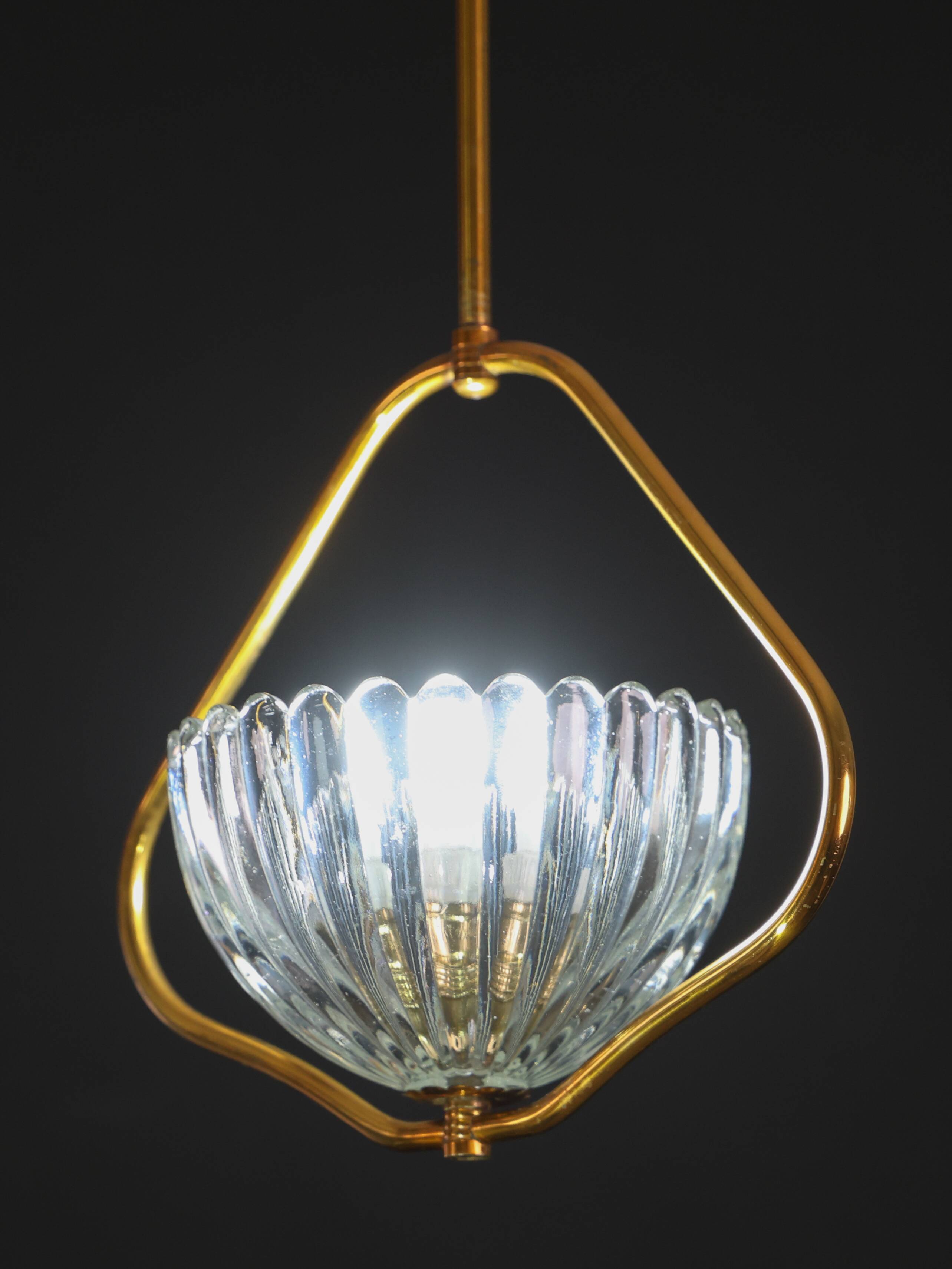 Art Decò Barovier e Toso Murano Glass and Brass Pendant Light, 1950
