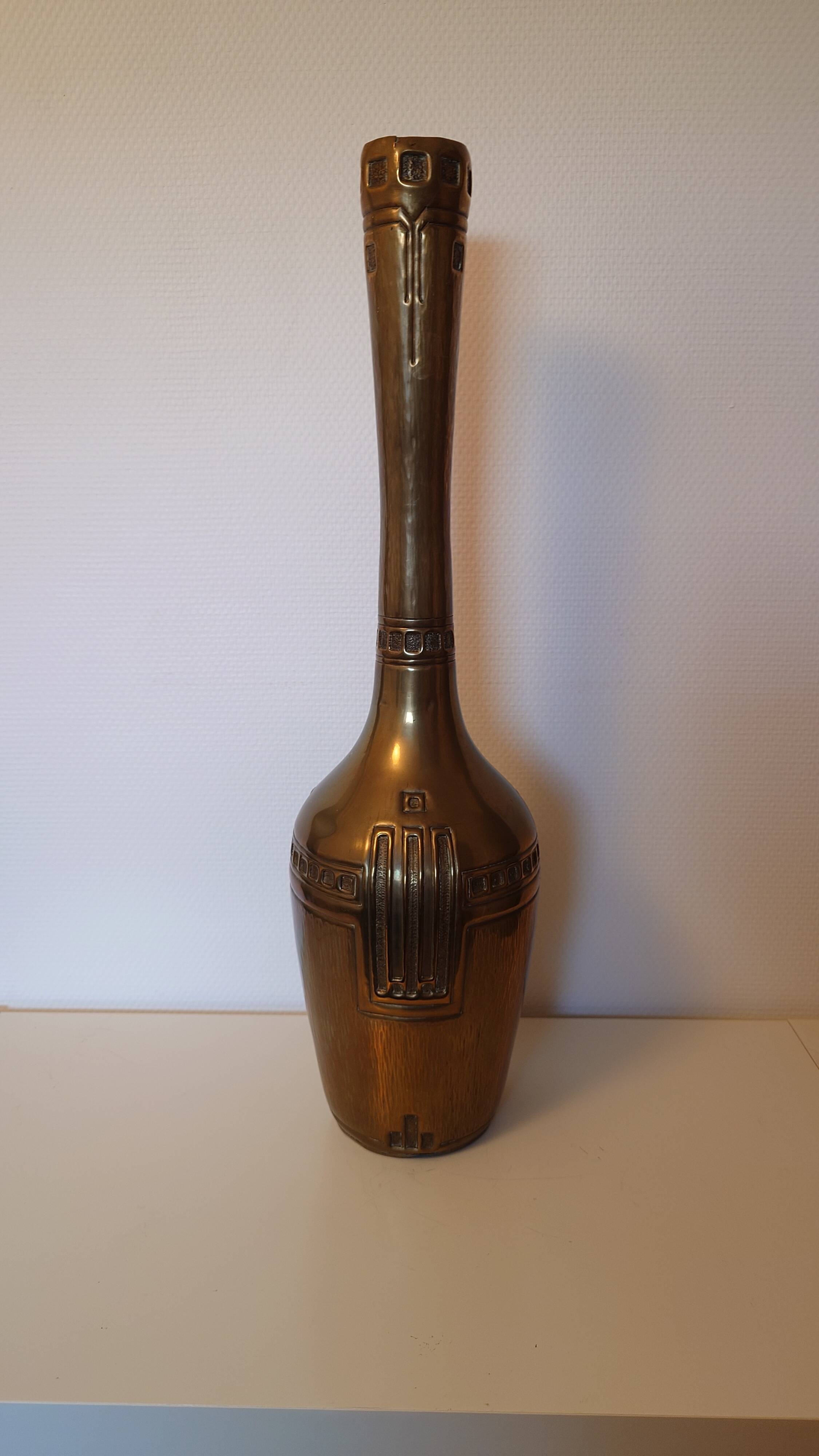 Large brass vase – sculptural piece – geometric decoration – 64.5 cm