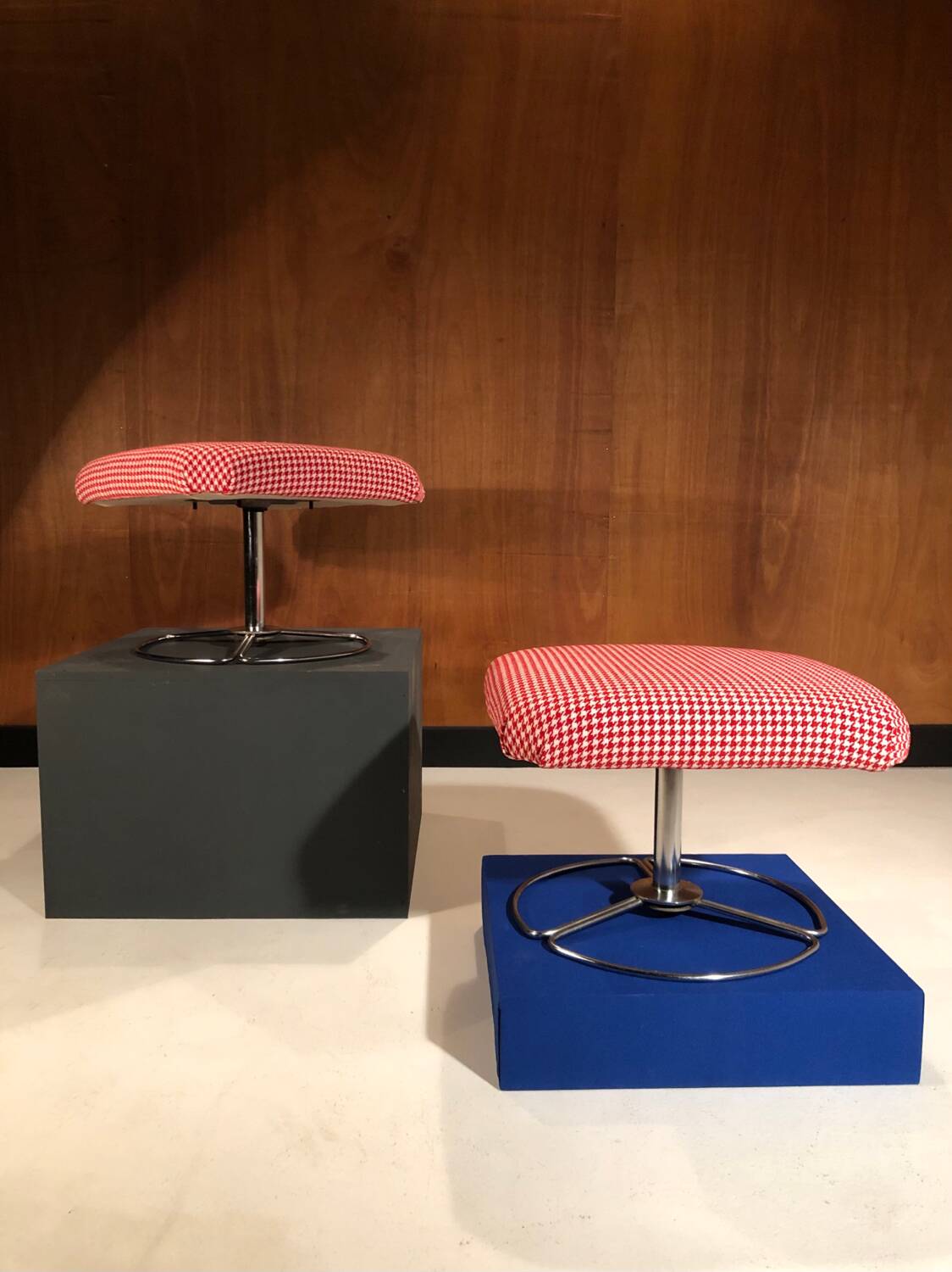 Pair of vintage 1970 footrests