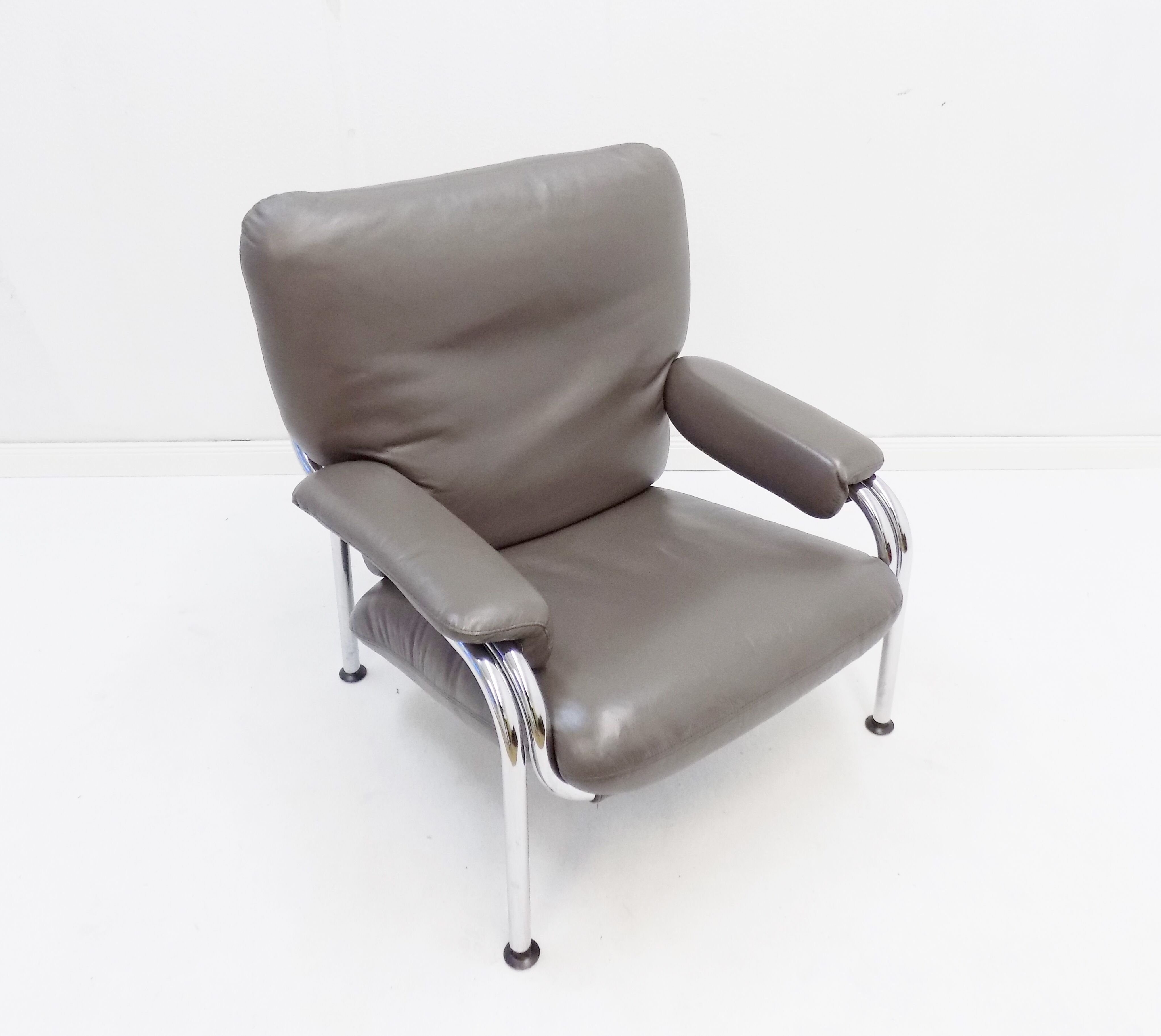 Fauteuil en cuir Kangourou De Sede par Hans Eichenberger