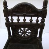 Jewelry box in the shape of a breton chair
