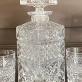 Vintage carafe/glasses