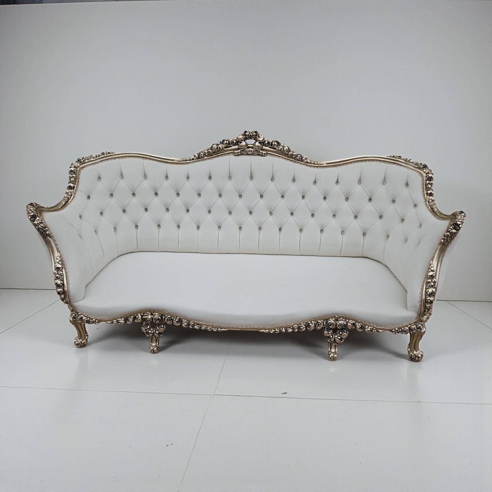 Louis XV salon in white and gold with tufting - Handmade in beech wood.