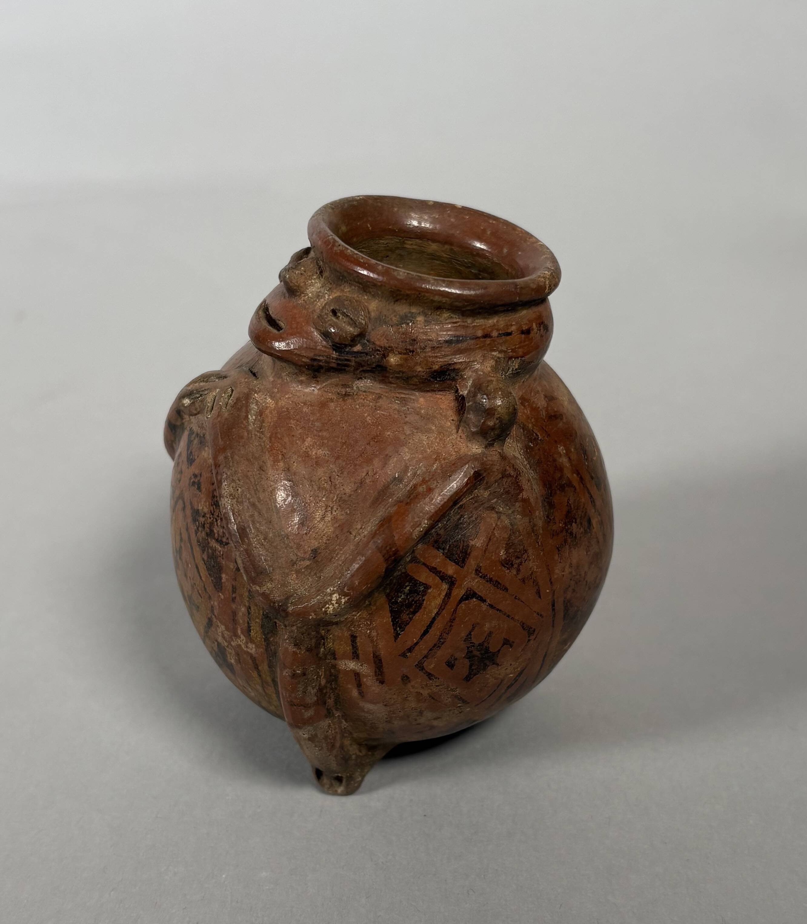 Shamanic pendant vase, Quimbaya culture, Colombia circa 500-1500 AD.