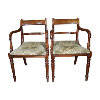 Pair of English armchairs in mahogany and 19th century green velvet.