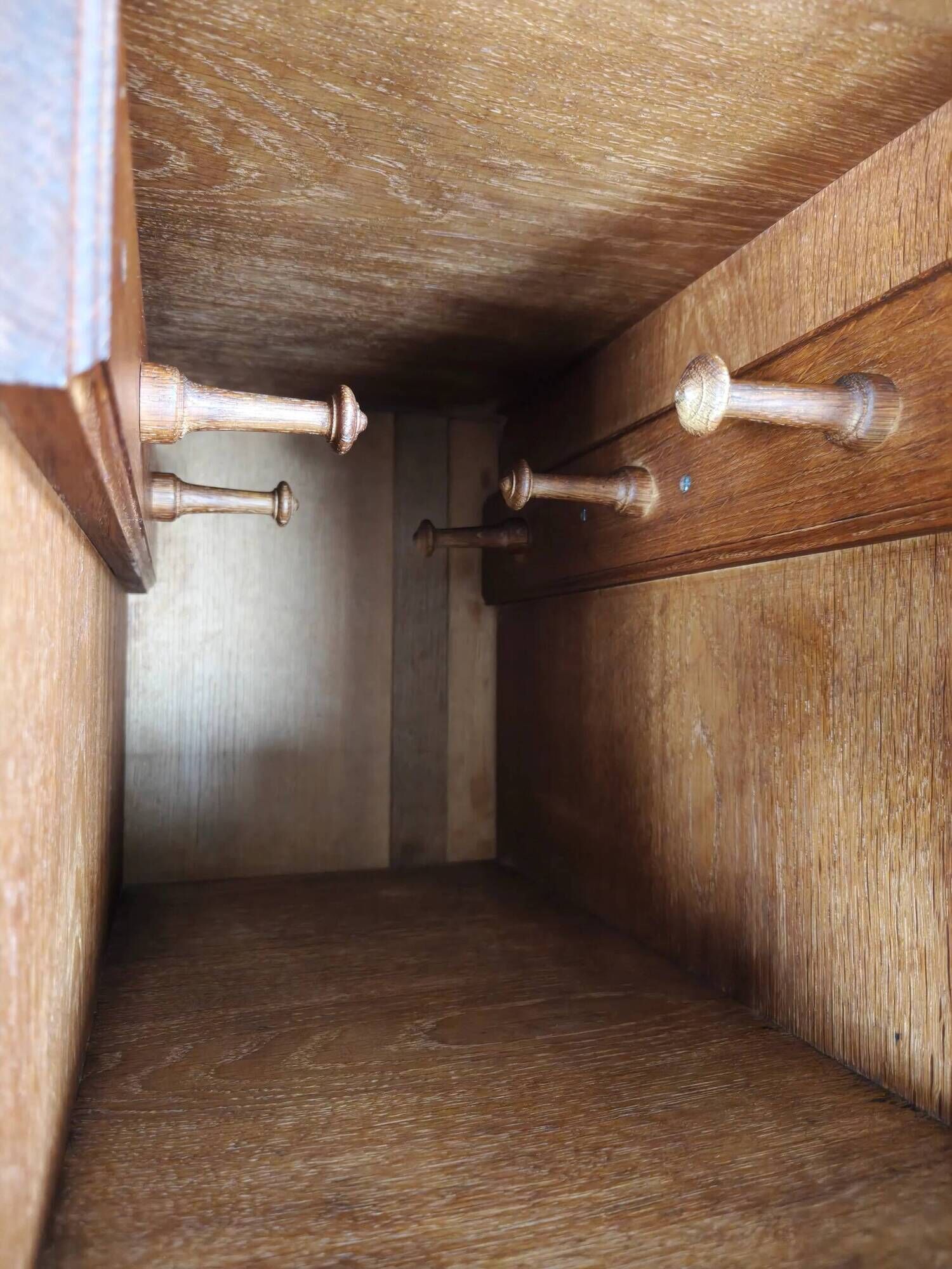 High-quality late 19th-century mahogany wardrobe by H. Pander & Zonen