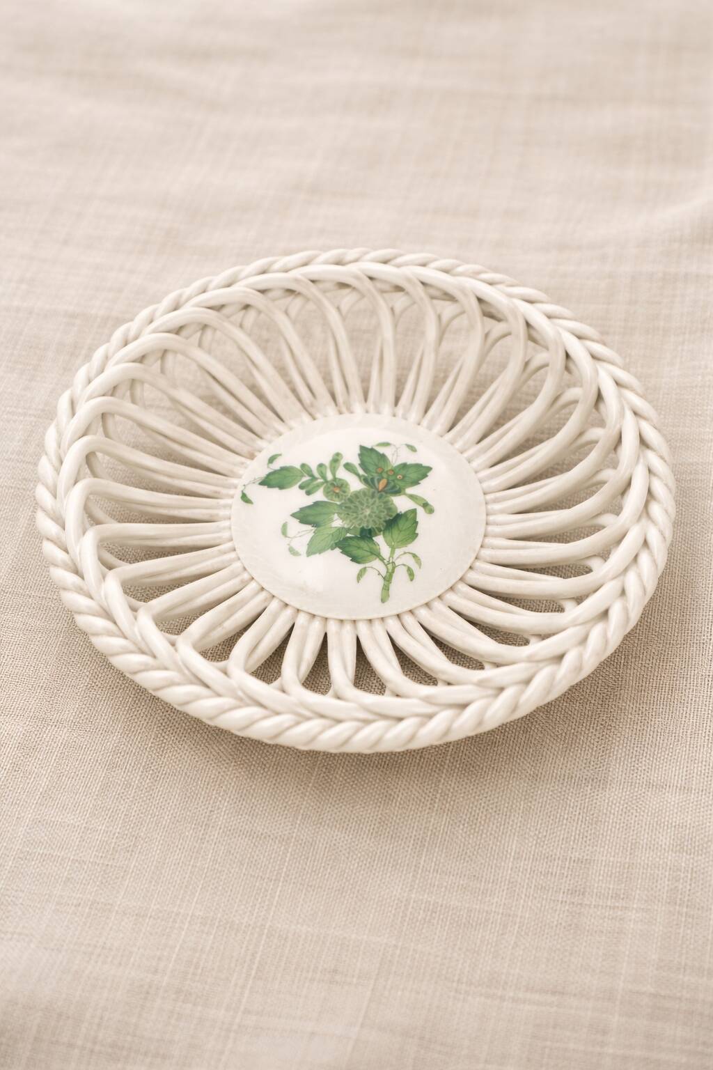 Mini Openwork Basket in Herend Porcelain "Apponyi Green" — Hungary, 19