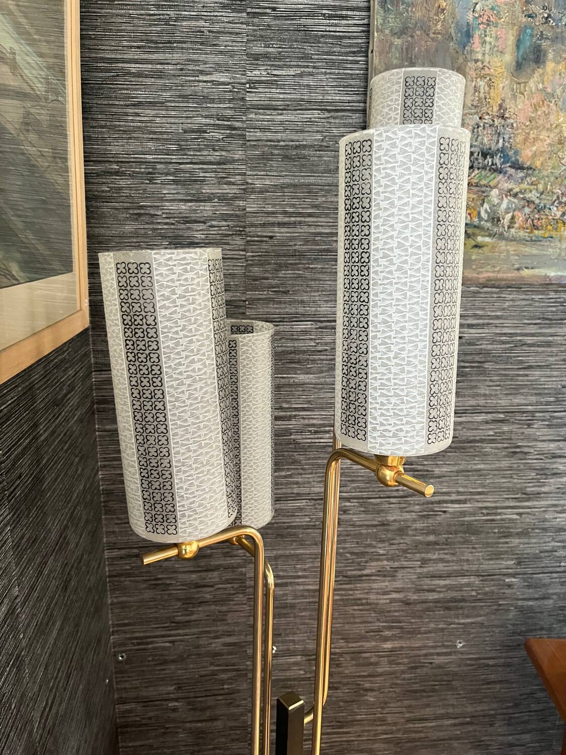 Lampadaire en métal noir et doré 1960