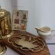 Golden table mat