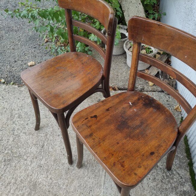 Paire de chaises de bistrot