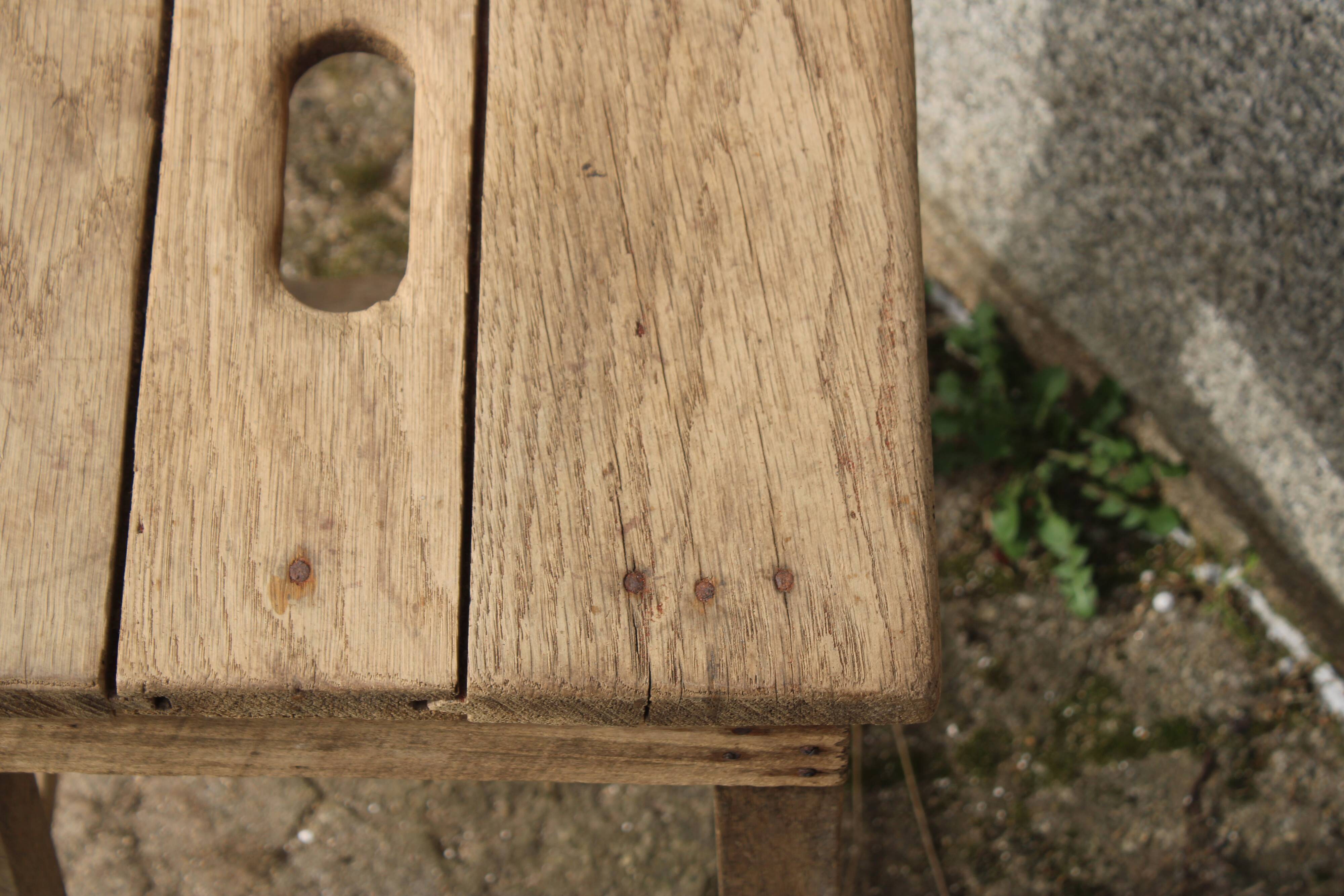 Vintage workshop stool in solid wood – sandblasted