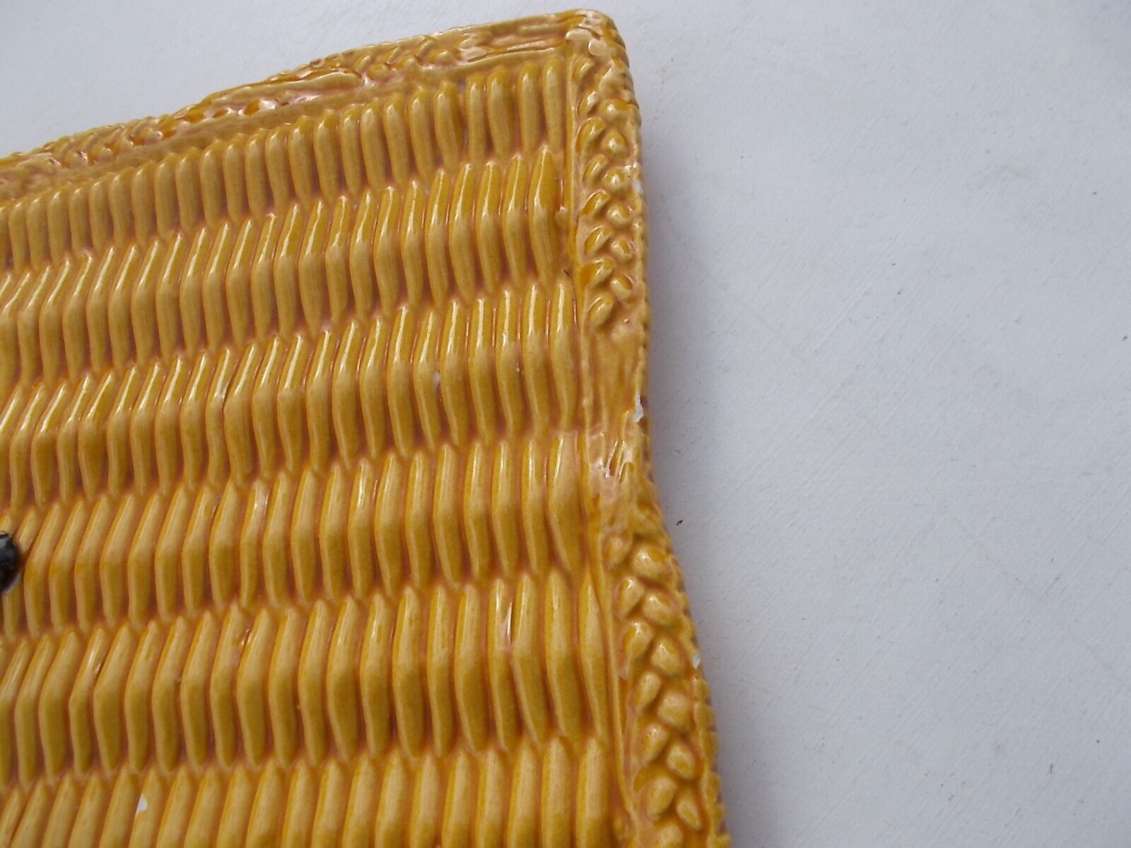 Vallauris cheese platter in slipware